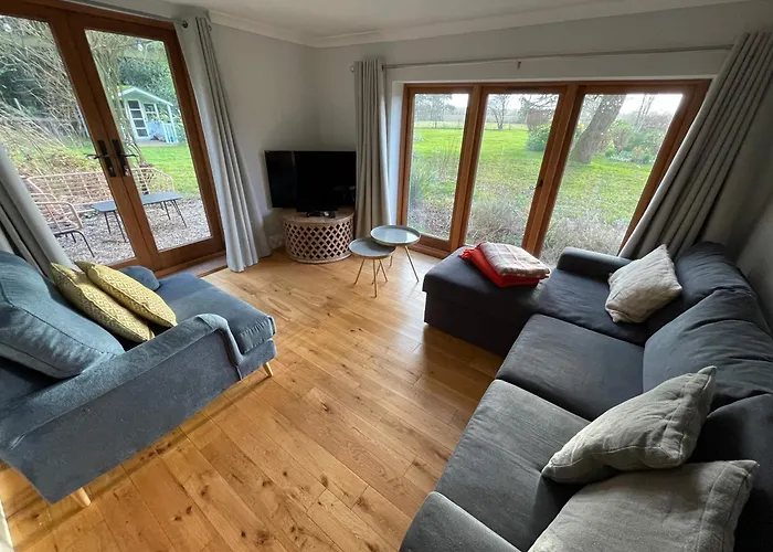 Cottage 7 Mins From Henley With Gated Parking
